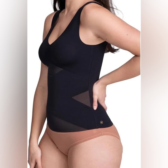 Honeylove Liftwear Wireless Cami, Black, M, MSRP $84 - Picture 3 of 8